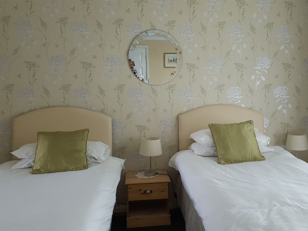 The Bear Inn And Burwash Motel Zewnętrze zdjęcie